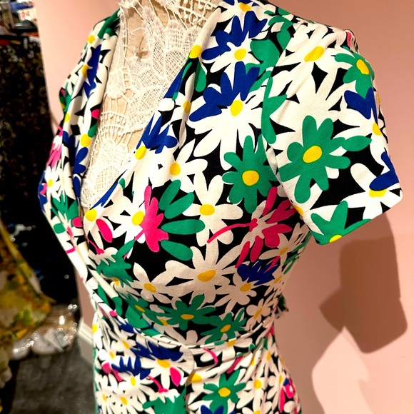 Diane von Fürstenberg Daisy wrap dress - Picture 3 of 5